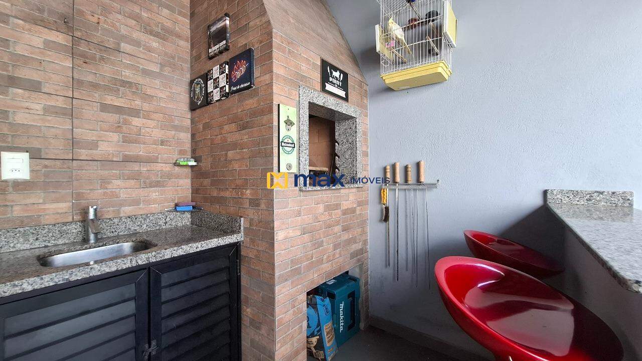 Casa à venda no Espinheiros: Área externa
