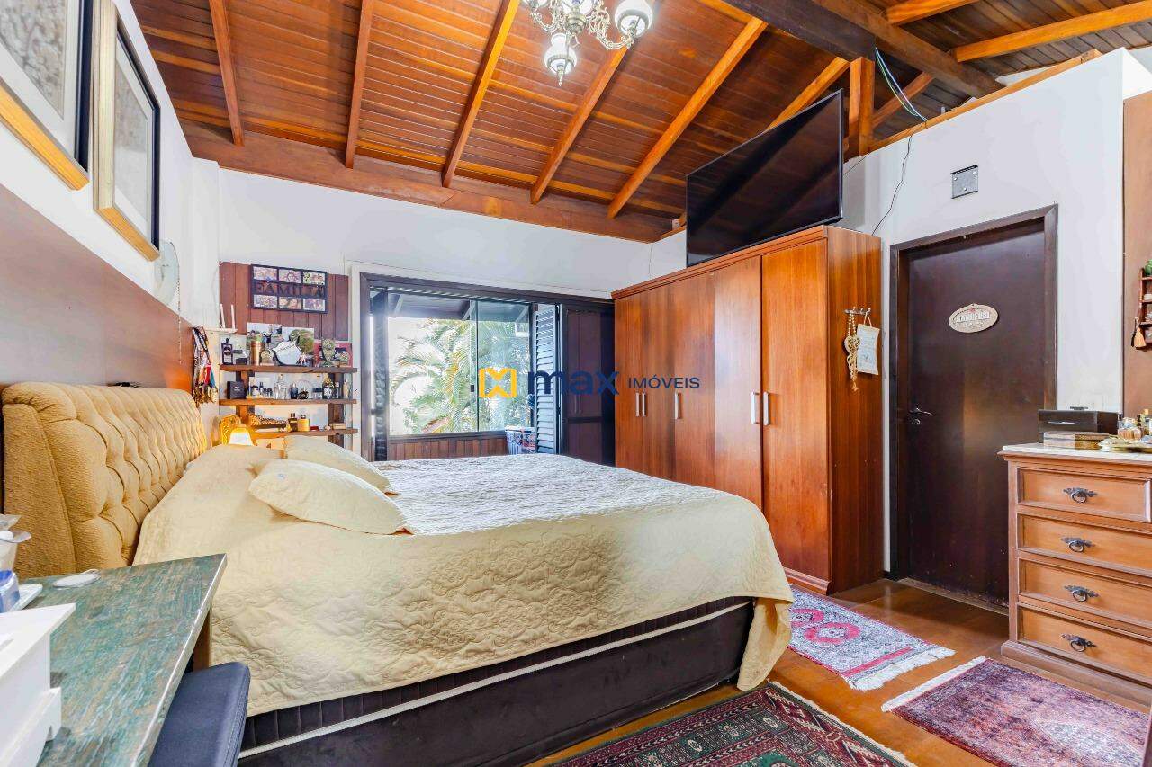 Casa à venda no Fazenda: Suíte principal