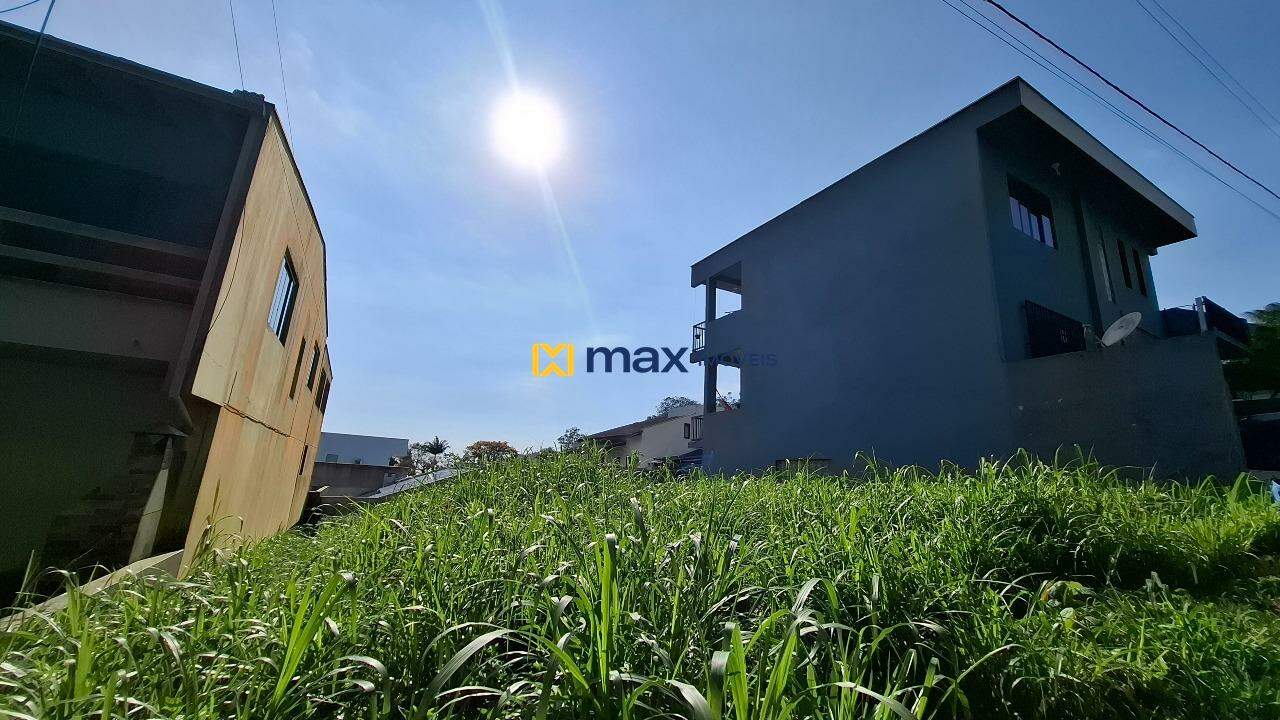 Terreno à venda no Cabeçudas: Terreno