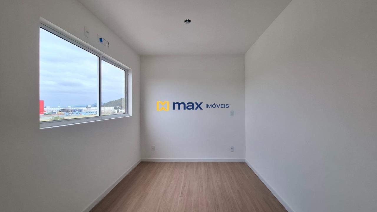 Apartamento à venda no Cordeiros: Dormitório