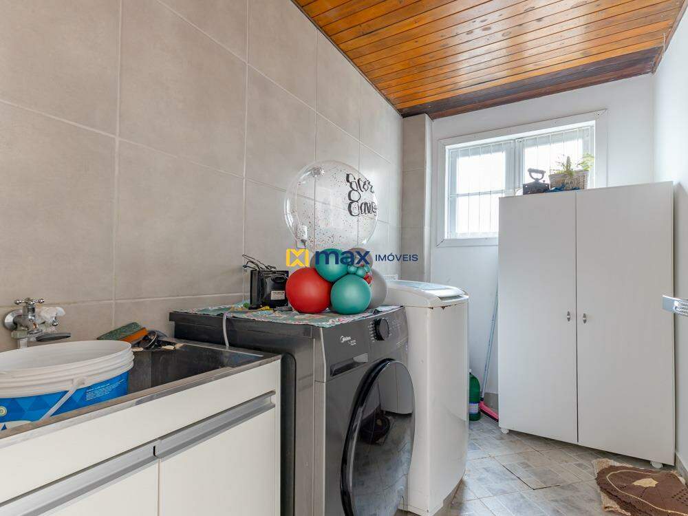 Casa à venda no Dom Bosco: Área de serviço