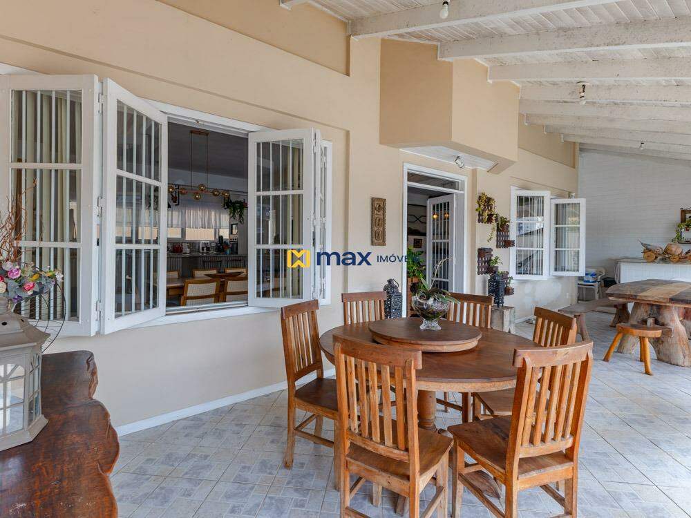 Casa à venda no Dom Bosco: Área externa