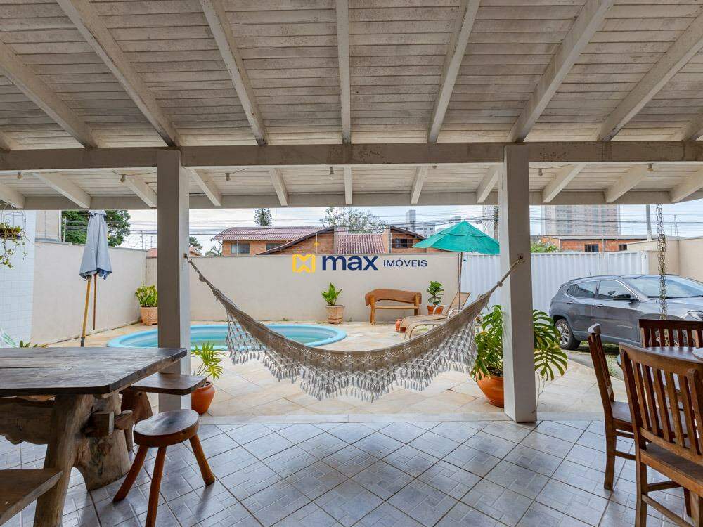 Casa à venda no Dom Bosco: Área externa