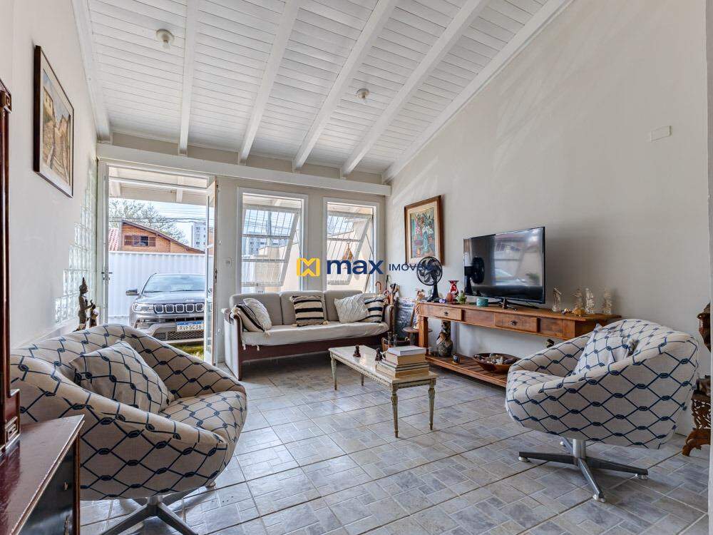 Casa à venda no Dom Bosco: Sala de TV