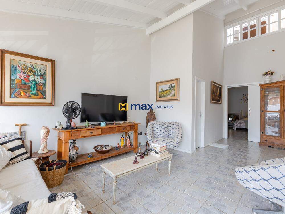 Casa à venda no Dom Bosco: Sala de TV