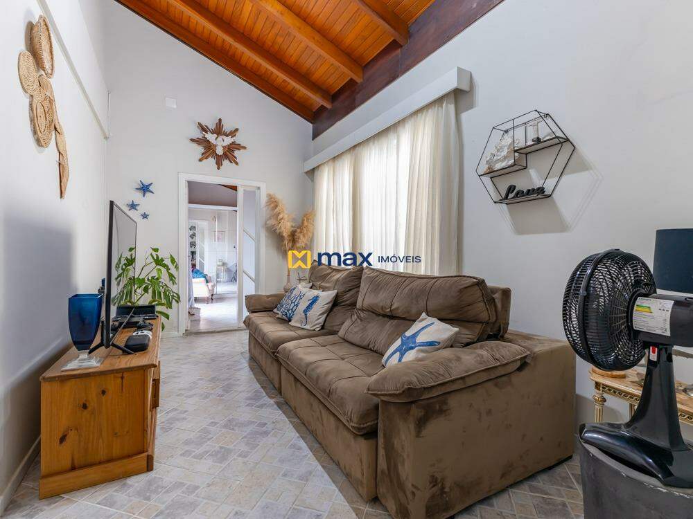 Casa à venda no Dom Bosco: Sala de TV 2