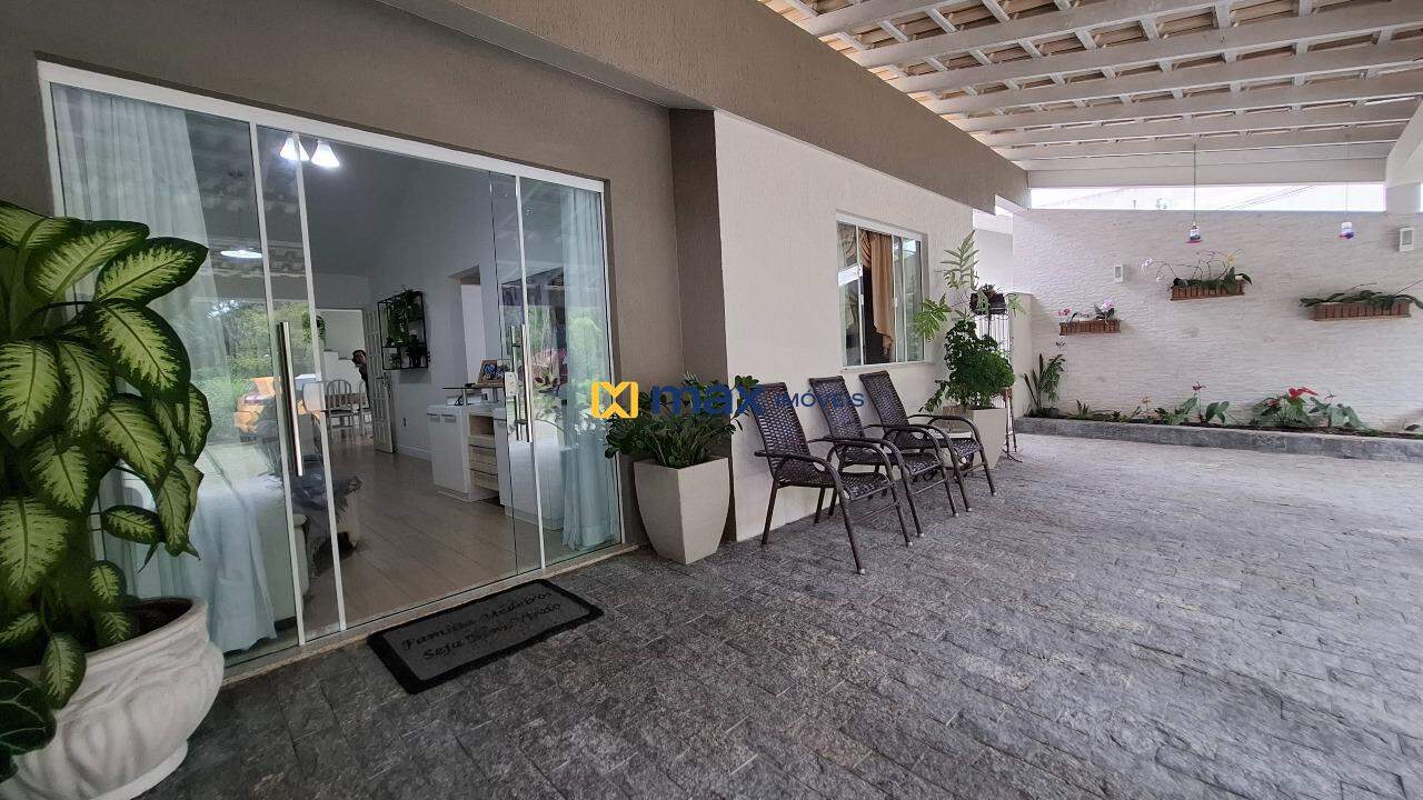 Casa à venda no São Judas: Entrada/Garagem