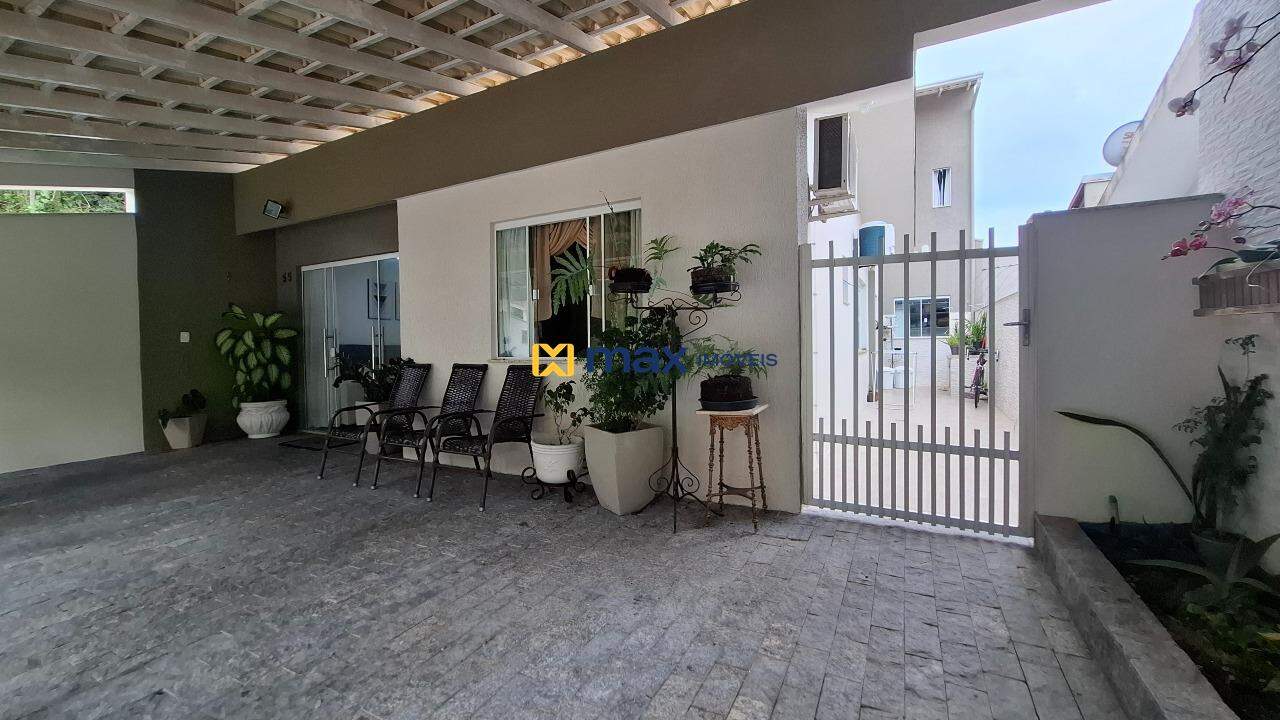 Casa à venda no São Judas: Entrada/Garagem