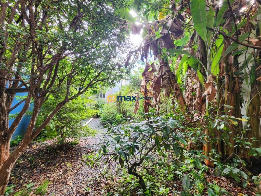 Casa à venda no Centro: Área externa