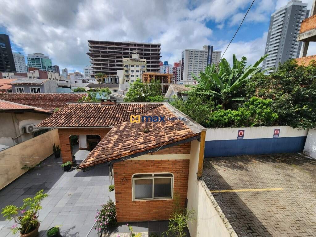 Casa à venda no Centro: Terraço