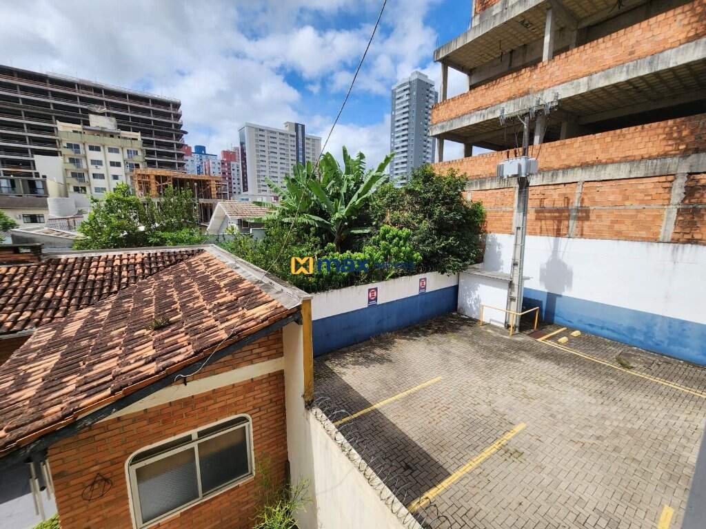Casa à venda no Centro: Terraço