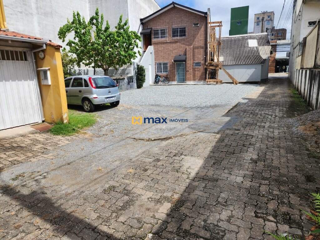 Casa à venda no Centro: Área externa