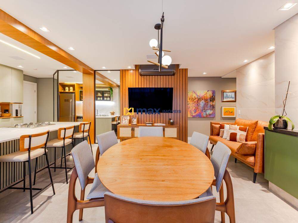 Apartamento à venda no Ressacada: Living integrado
