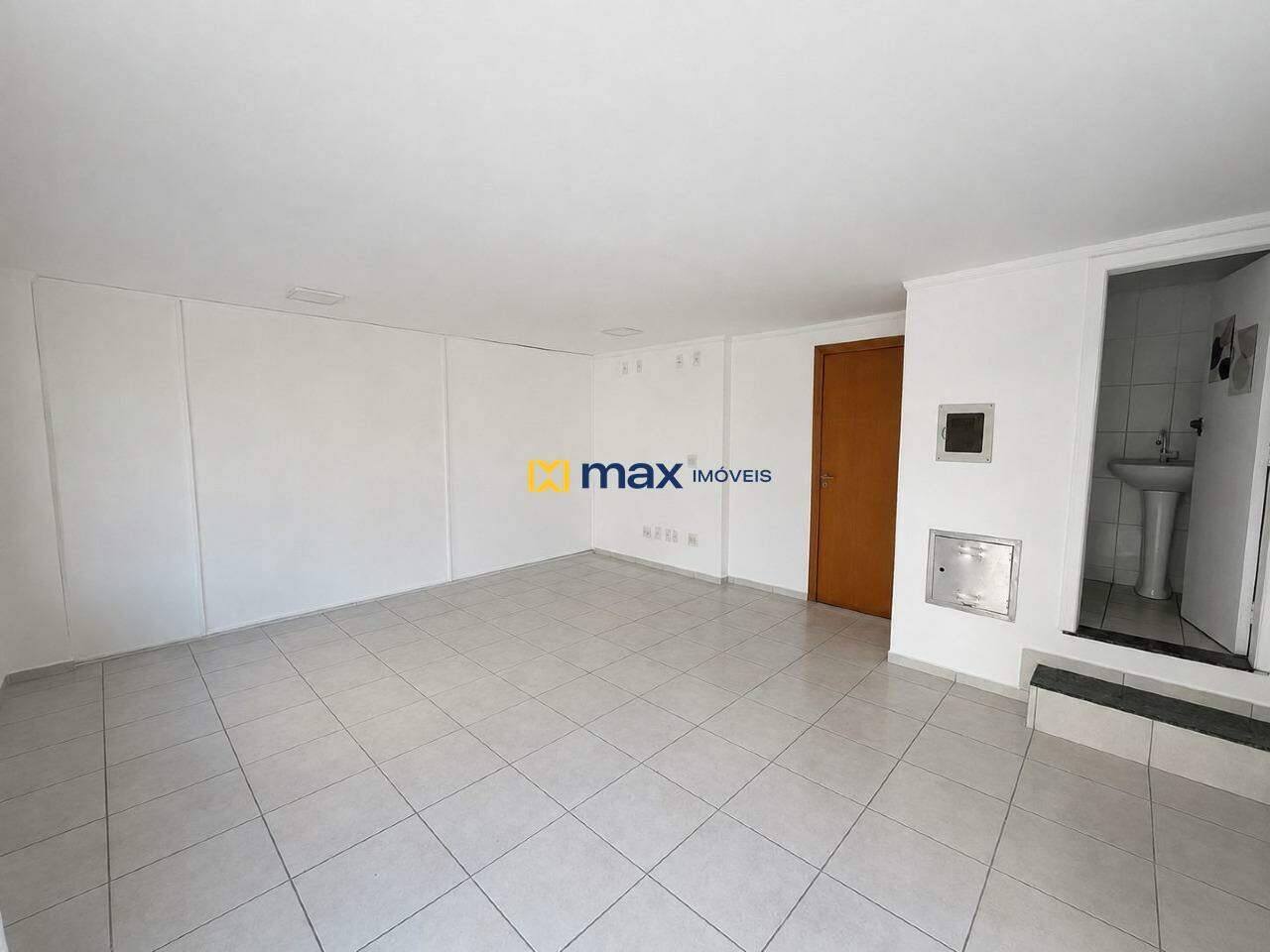 Sala para aluguel no Nações: 