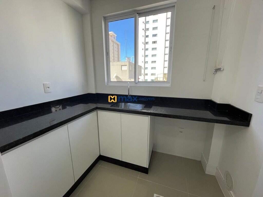 Apartamento para aluguel no Centro: 