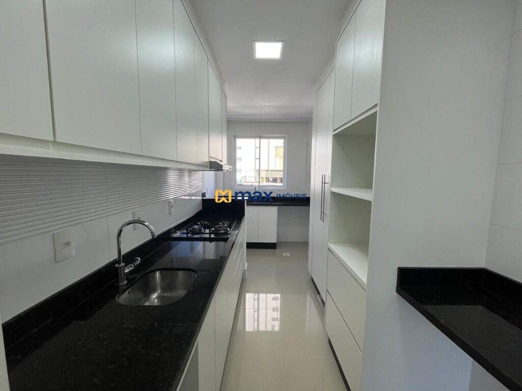 Apartamento para aluguel no Centro: 