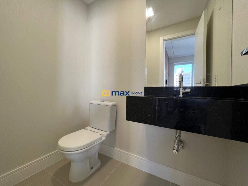 Apartamento para aluguel no Centro: 