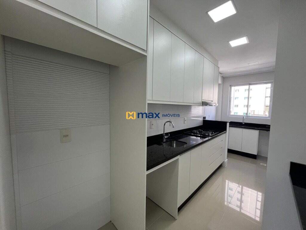 Apartamento para aluguel no Centro: 
