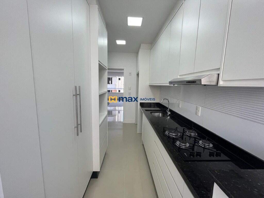 Apartamento para aluguel no Centro: 