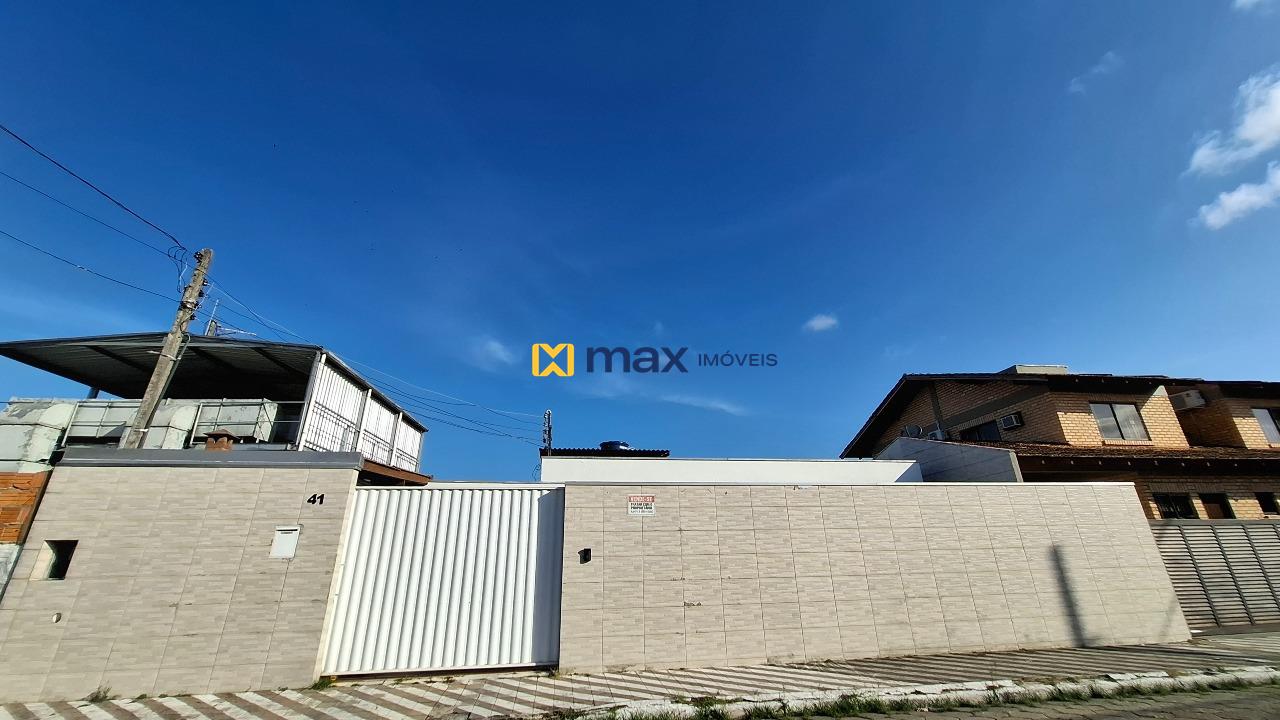 Casa à venda no São João: Fachada