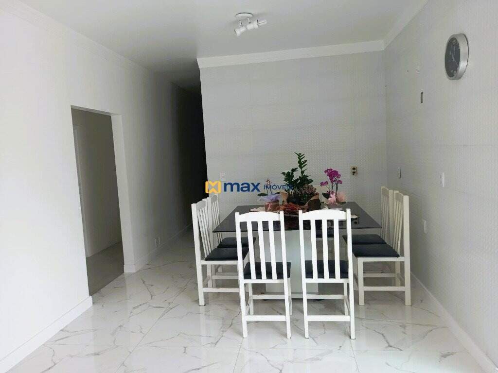 Casa à venda no São João: Sala de jantar