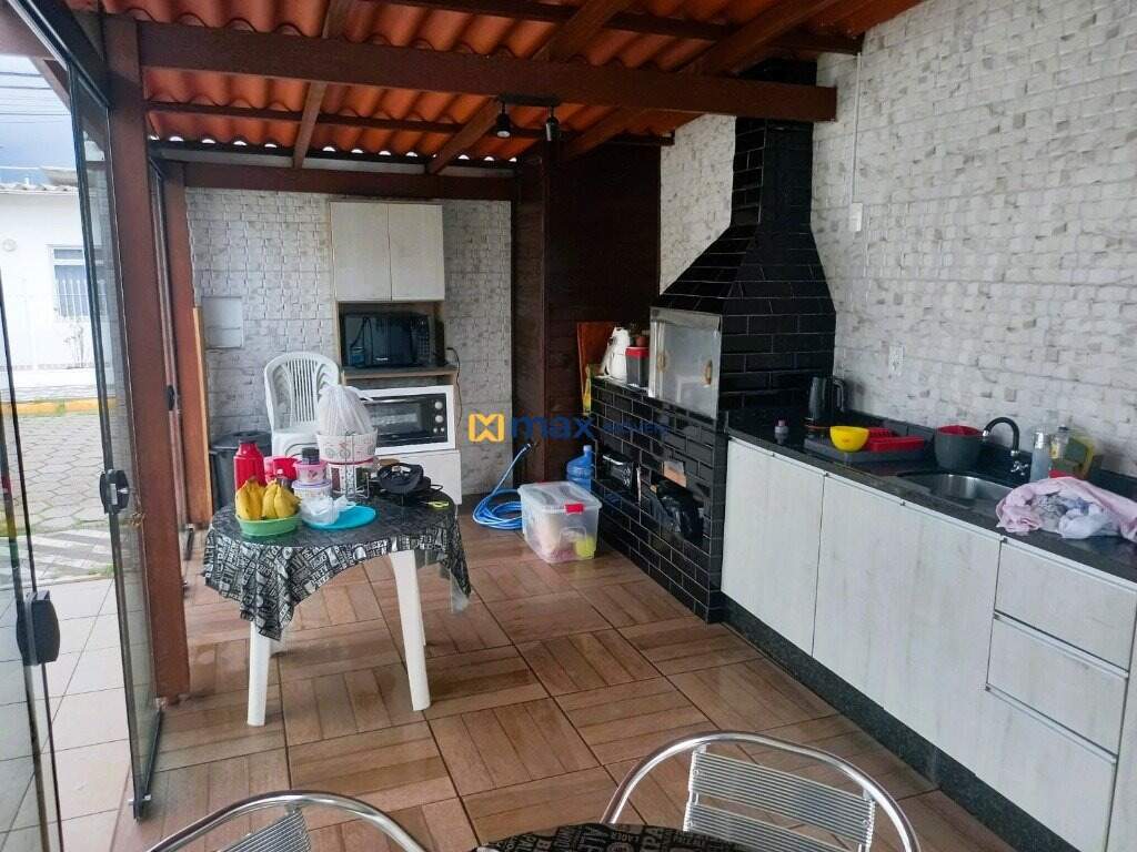 Casa à venda no São João: Área de festas