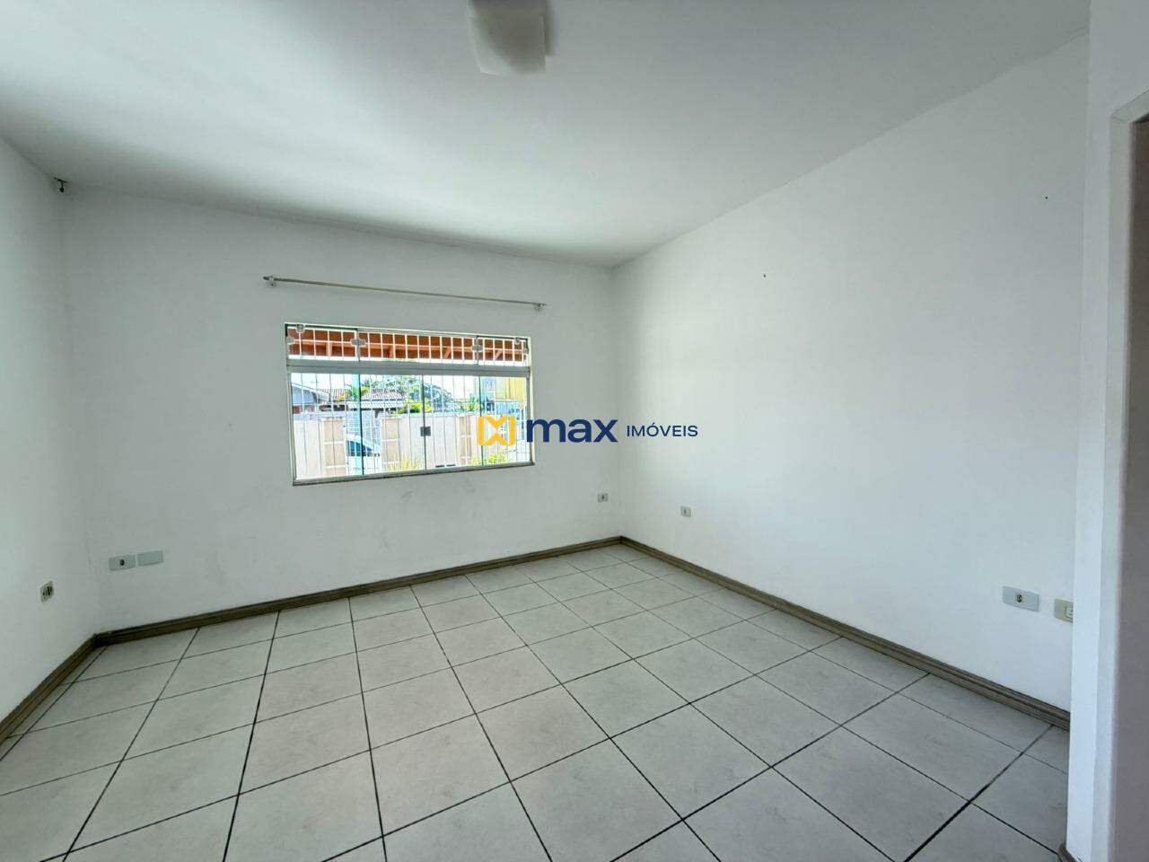 Casa para aluguel no Centro: Sala