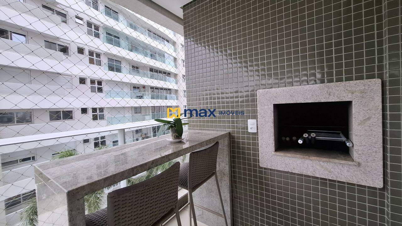 Apartamento à venda no Praia Brava: Sacada com churrasqueira