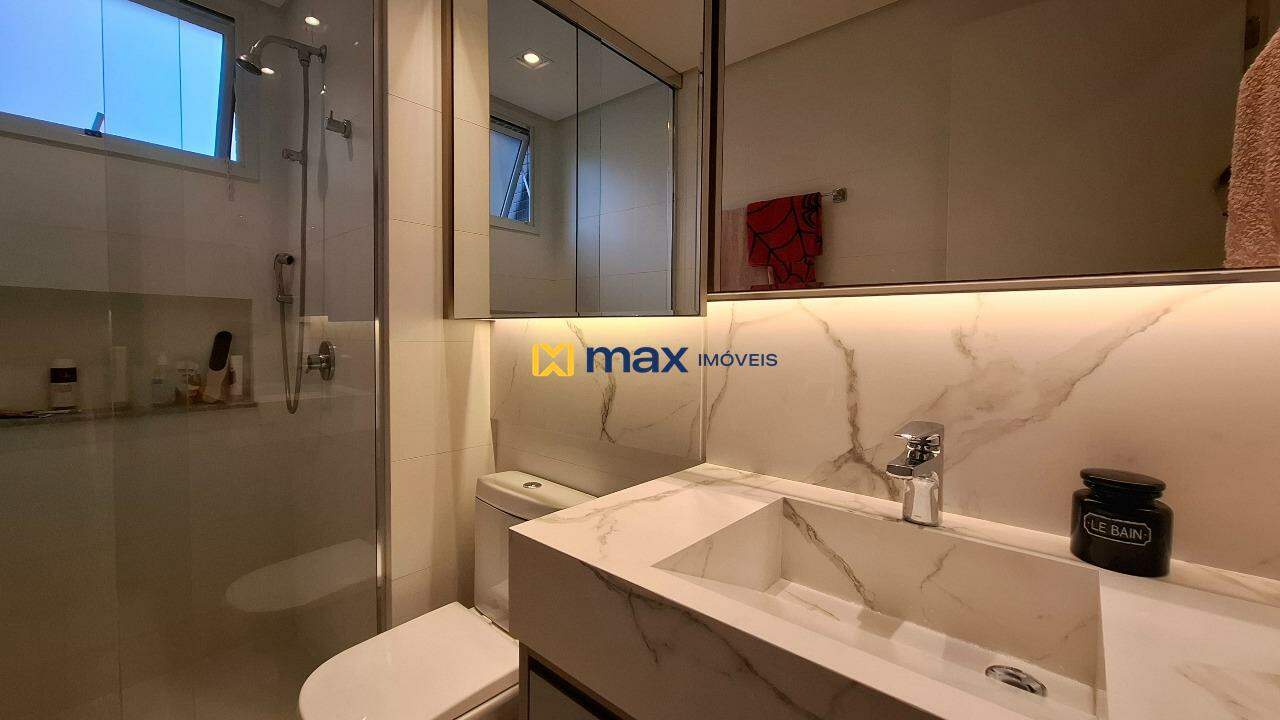 Apartamento à venda no Praia Brava: Banheiro suíte 1
