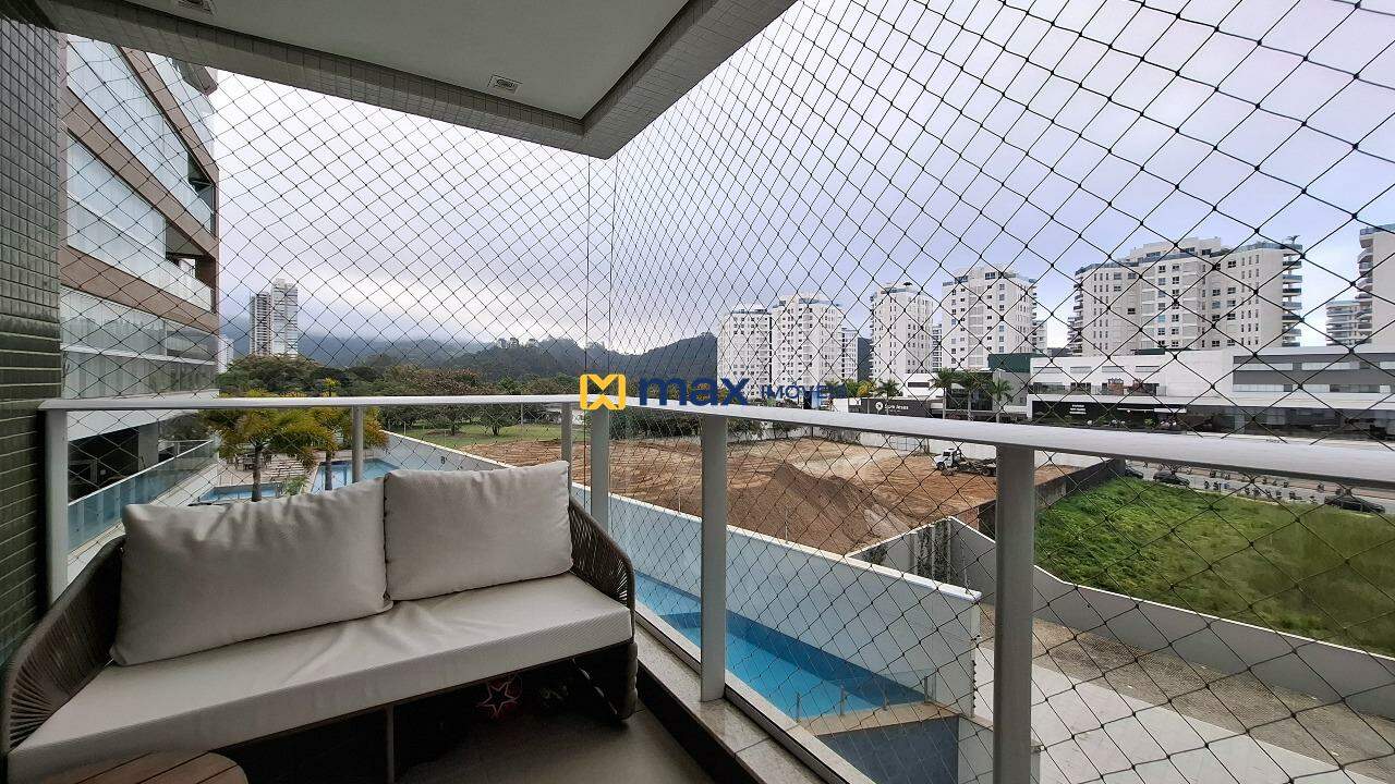 Apartamento à venda no Praia Brava: Sacada com churrasqueira