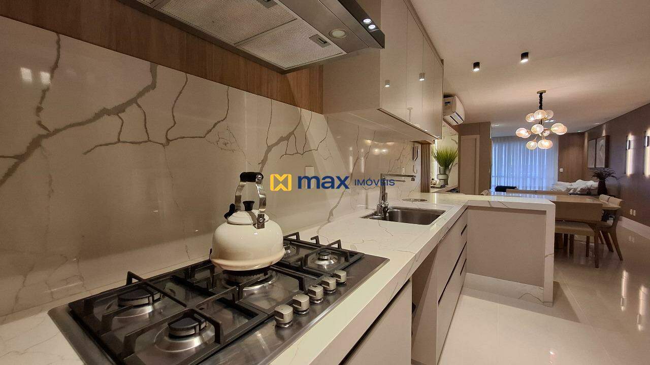 Apartamento à venda no Praia Brava: Cozinha