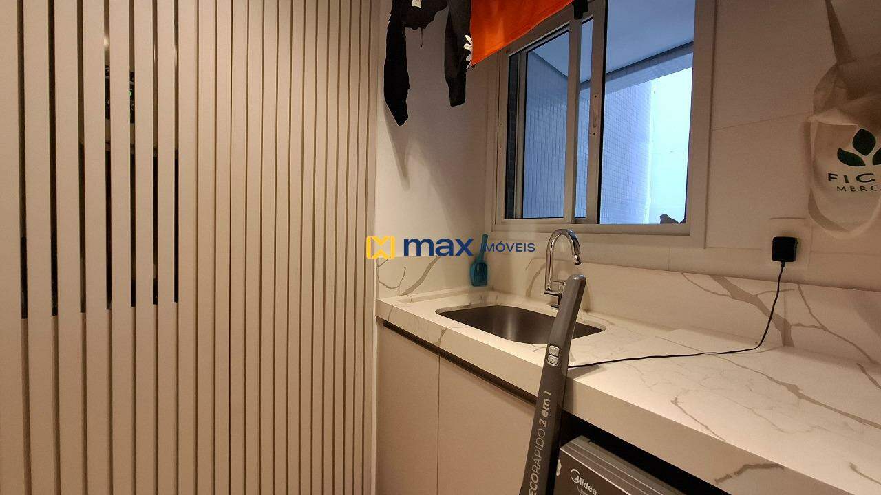 Apartamento à venda no Praia Brava: Lavanderia