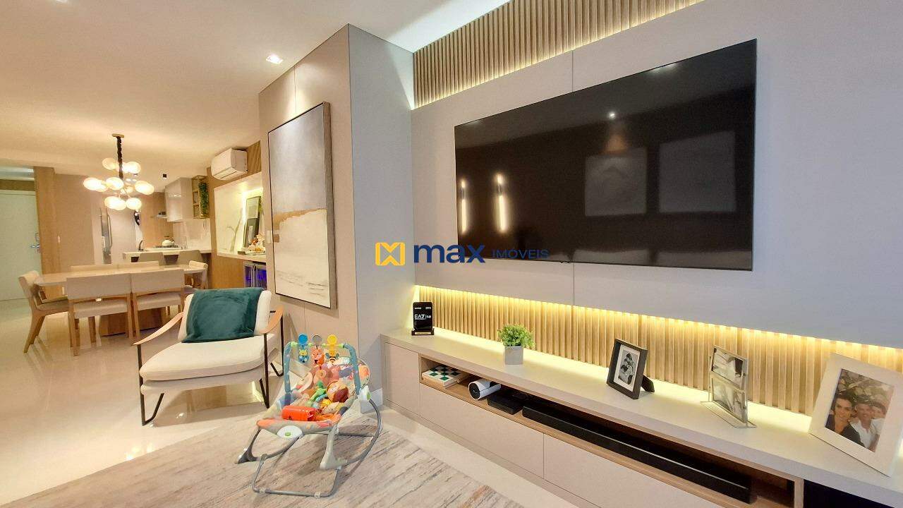 Apartamento à venda no Praia Brava: Living integrado