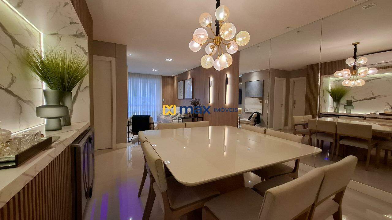 Apartamento à venda no Praia Brava: Living integrado