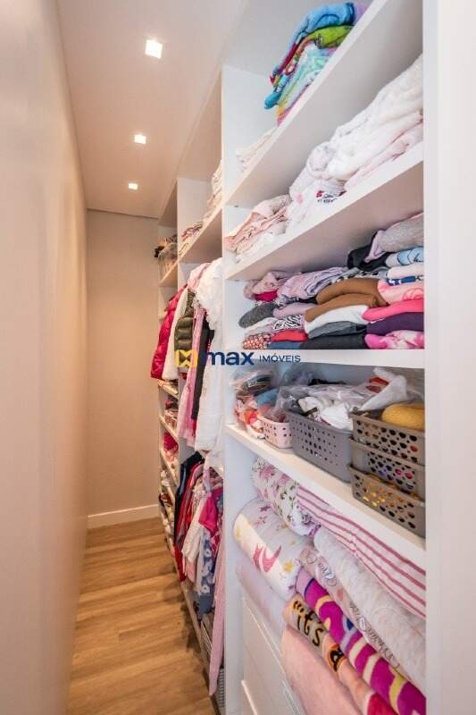 Cobertura à venda no Fazenda: Closet