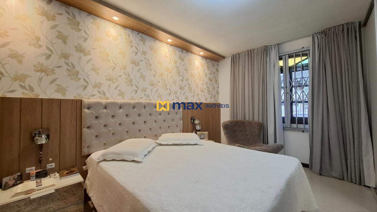 Casa à venda no Cordeiros: Suíte