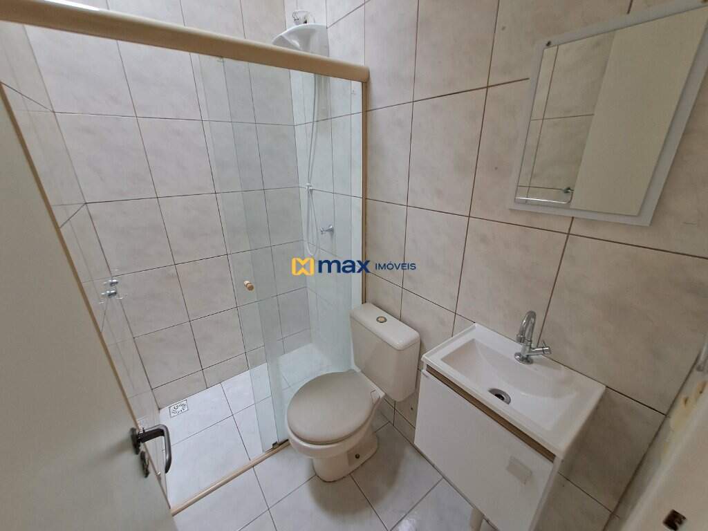 Apartamento para aluguel no Ressacada: Banheiro Social