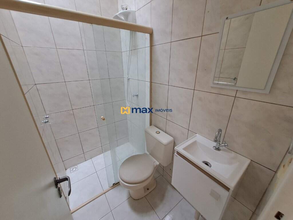 Apartamento para aluguel no Ressacada: Banheiro Social