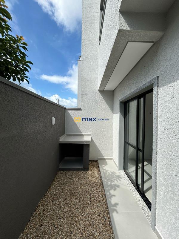 Casa à venda no Gravatá: Fundos