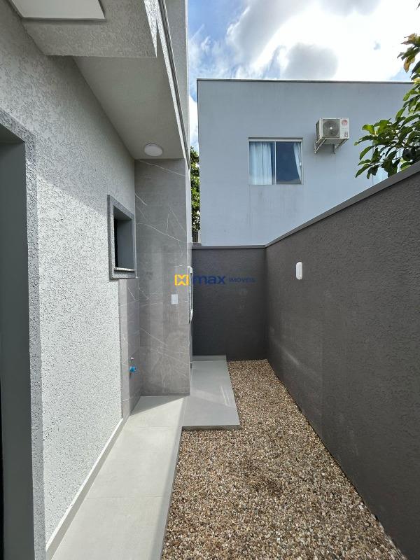 Casa à venda no Gravatá: Fundos