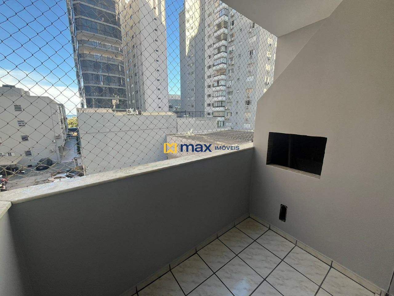 Apartamento para aluguel no Centro: 