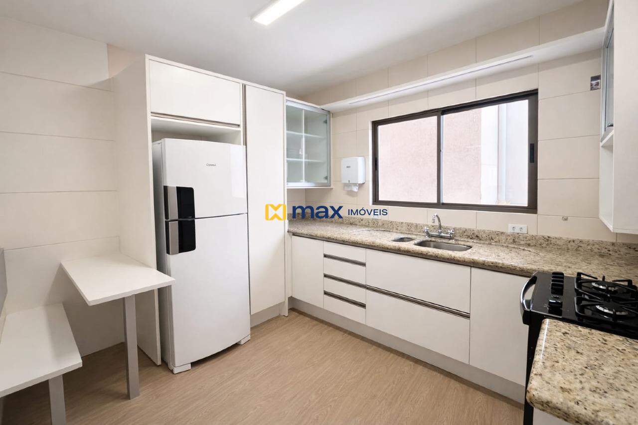 Apartamento para aluguel no Centro: 