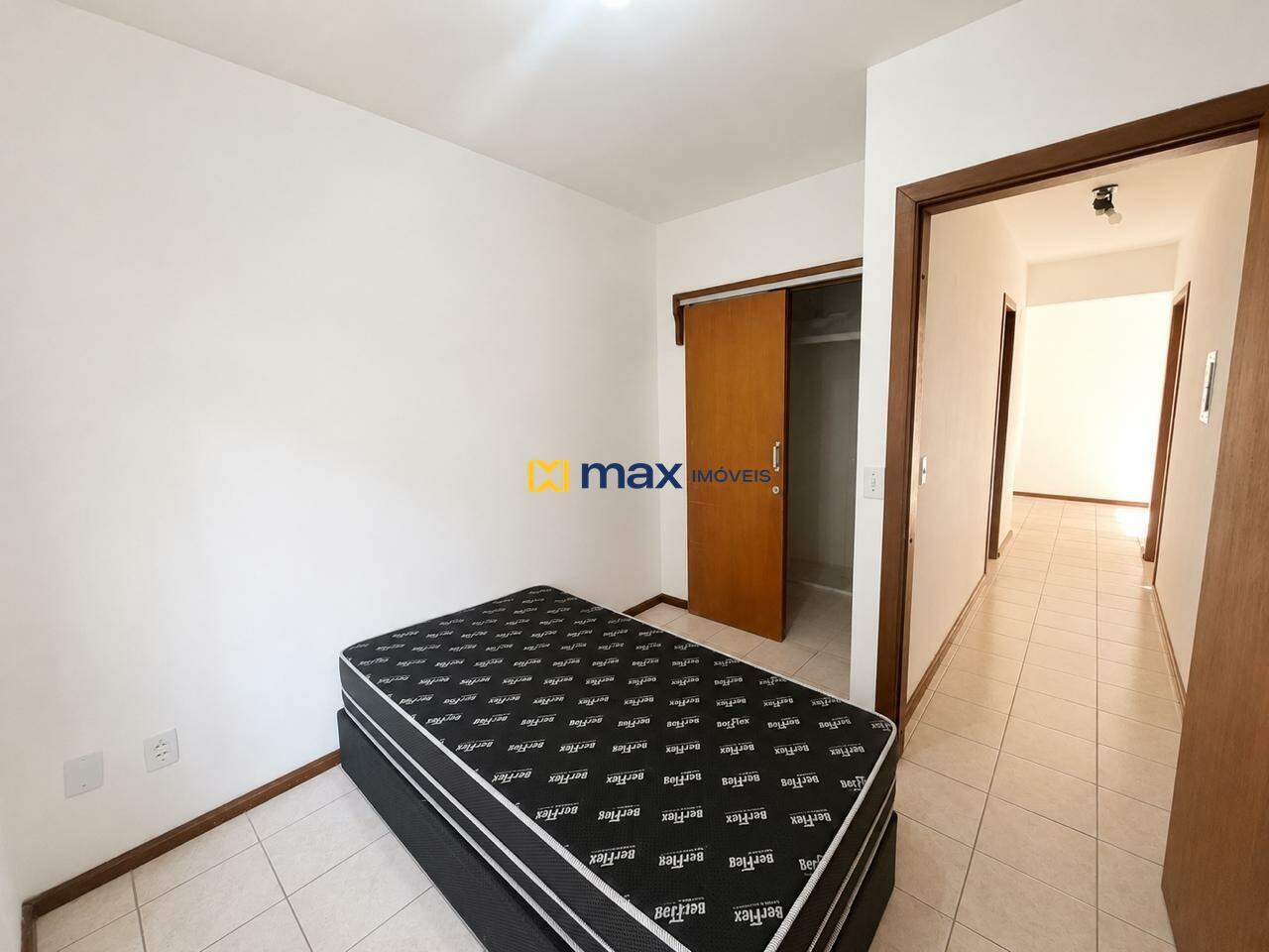 Apartamento para aluguel no Centro: 