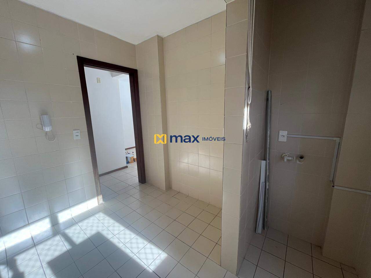 Apartamento para aluguel no Centro: 