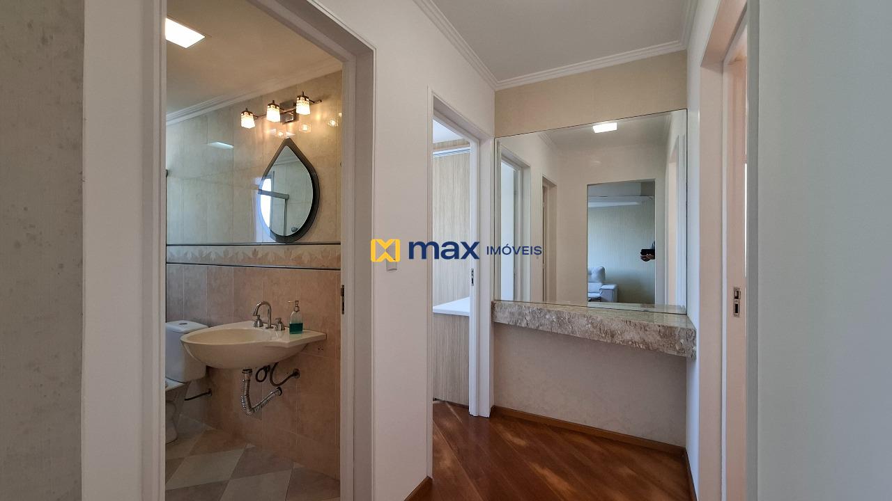 Apartamento para aluguel no Centro: Corredor