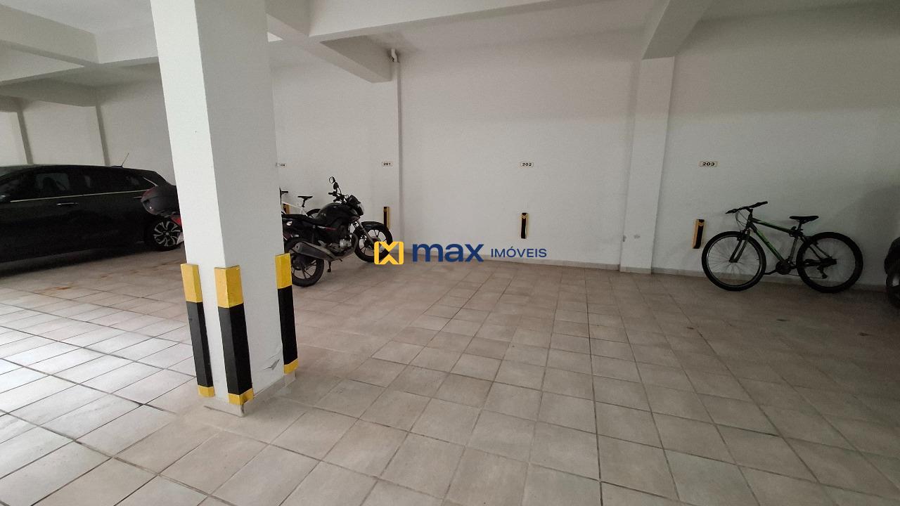 Apartamento para aluguel no São Judas: Garagem