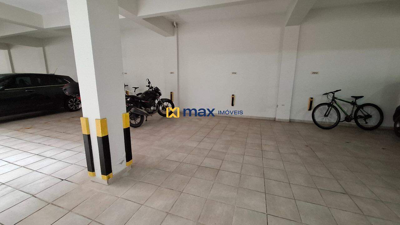 Apartamento para aluguel no São Judas: Garagem