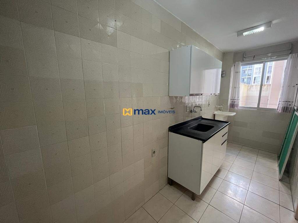 Apartamento para aluguel no Centro: 