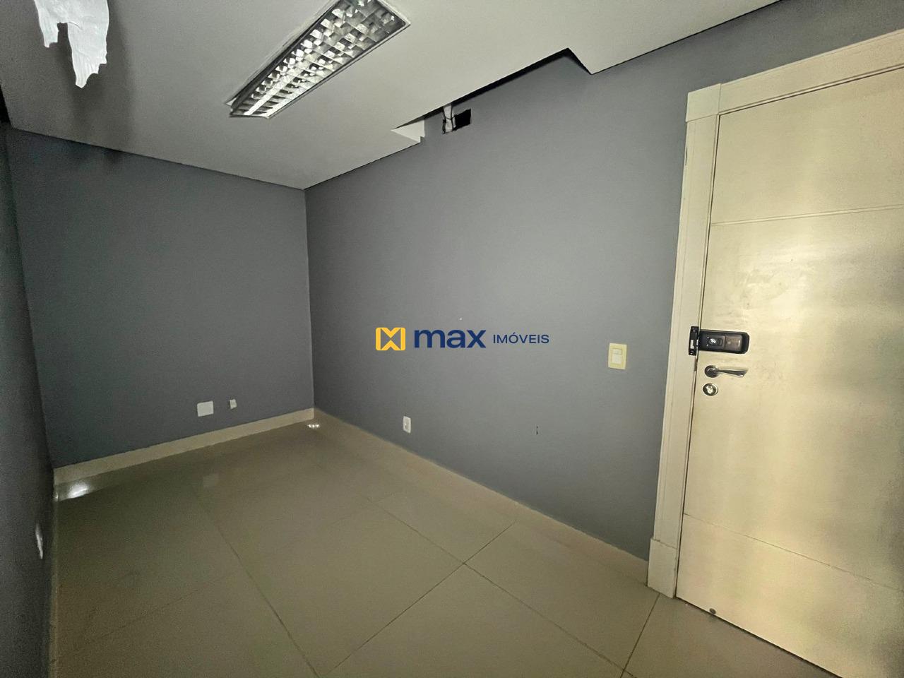 Sala para aluguel no Centro: 