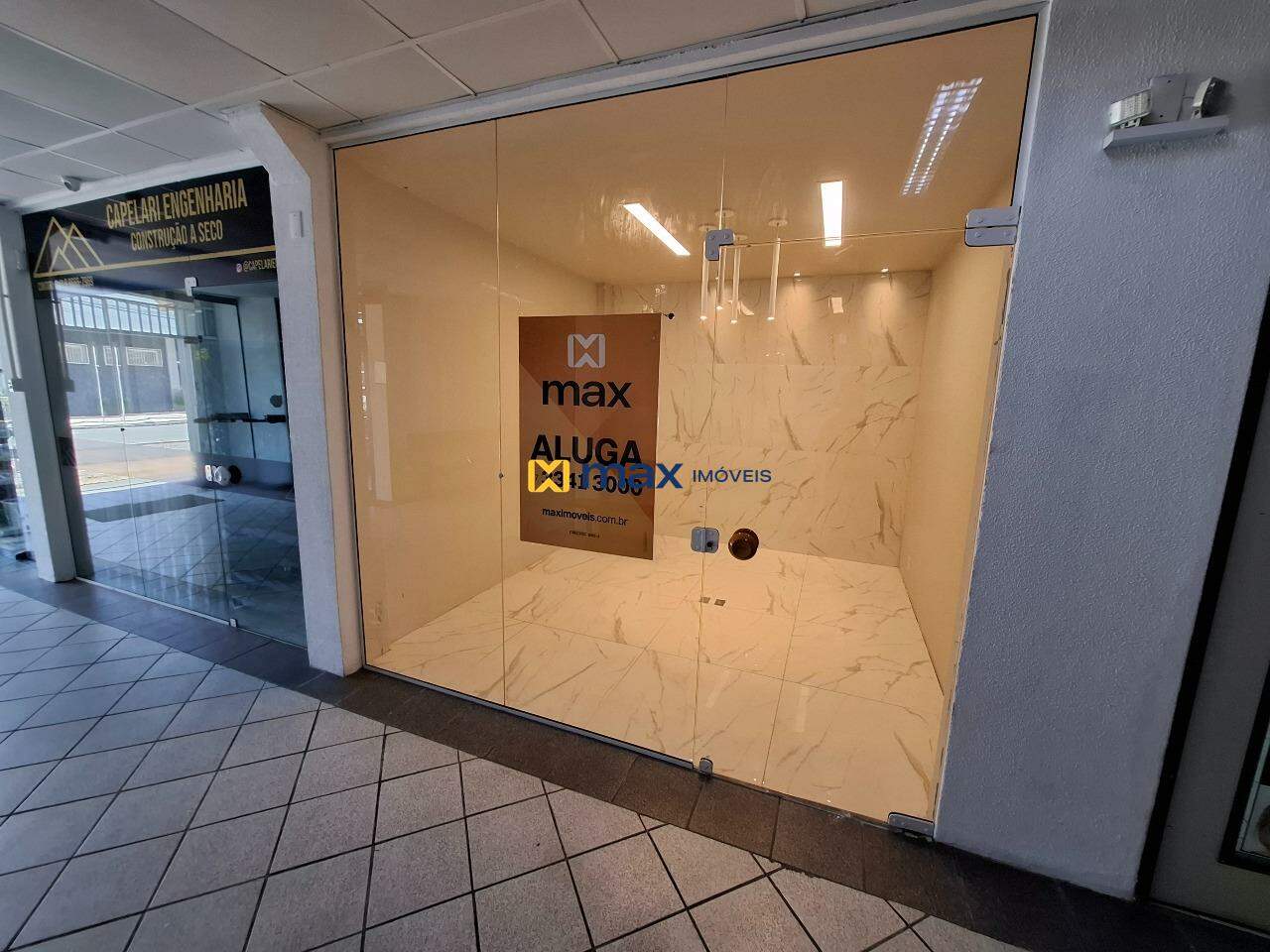 Sala para aluguel no Centro: Fachada Sala